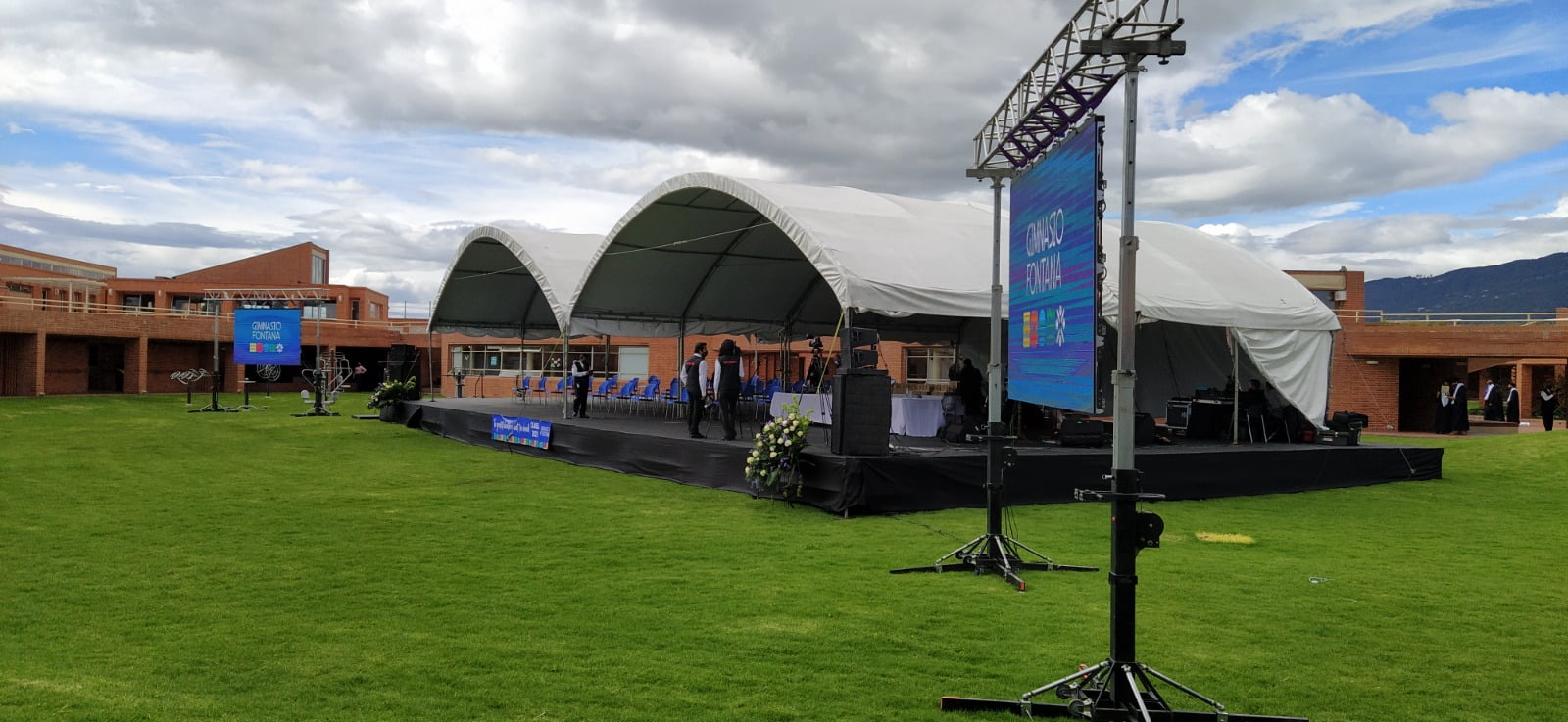 Alquiler Sonido soundcheck producciones Pantallas led